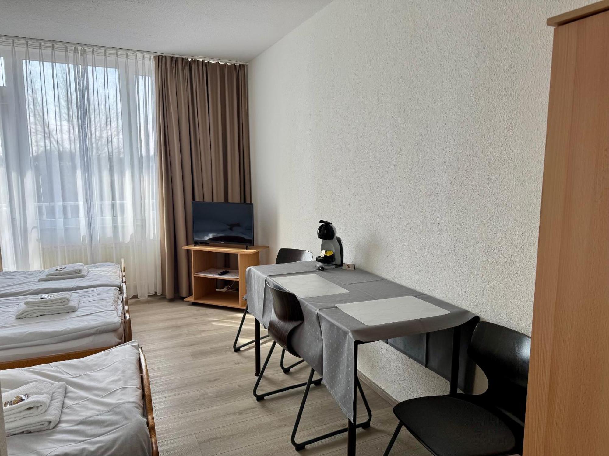 Gaestehaus Hassloch/Pfalz Ngoại thất bức ảnh