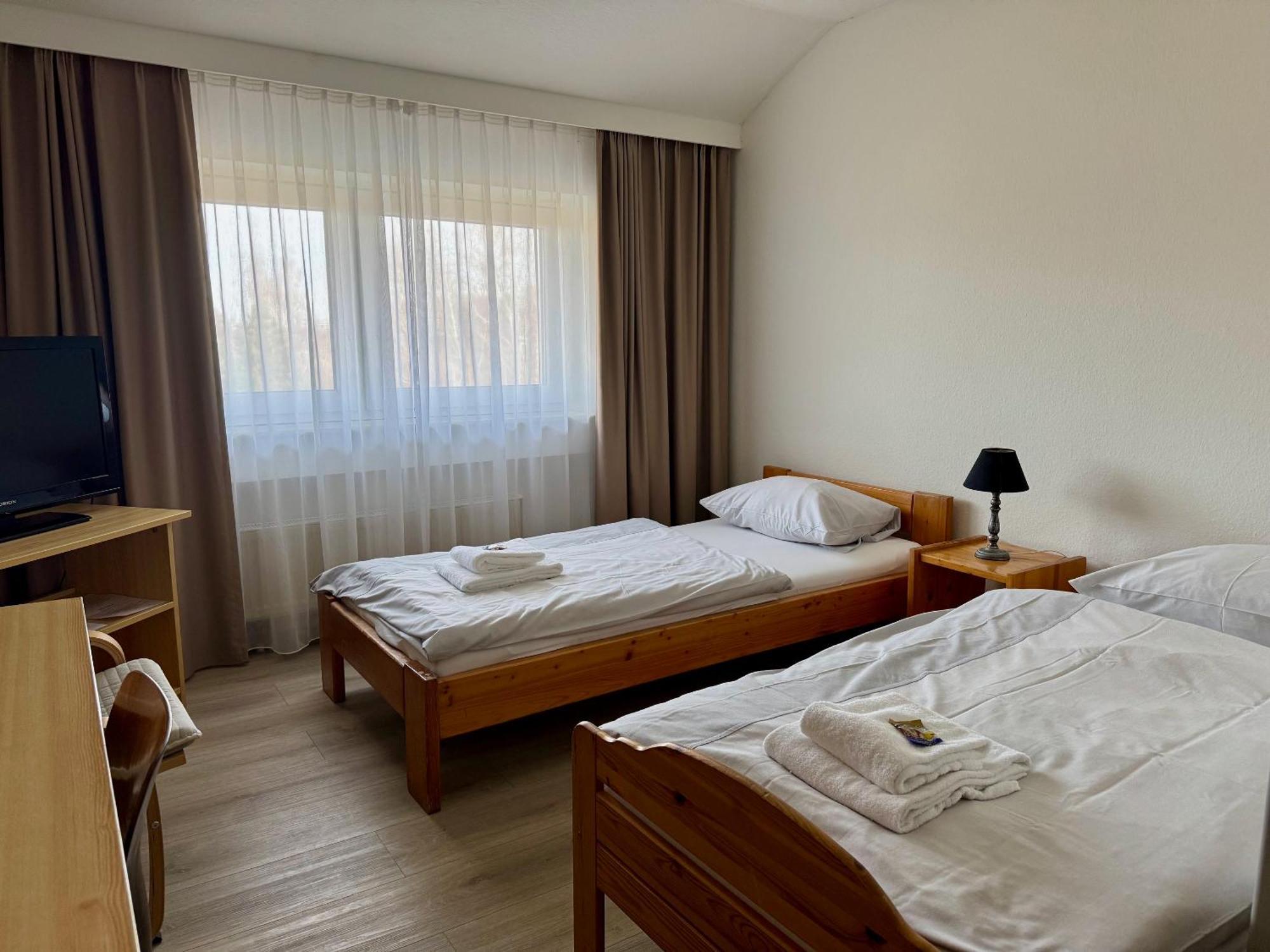Gaestehaus Hassloch/Pfalz Ngoại thất bức ảnh